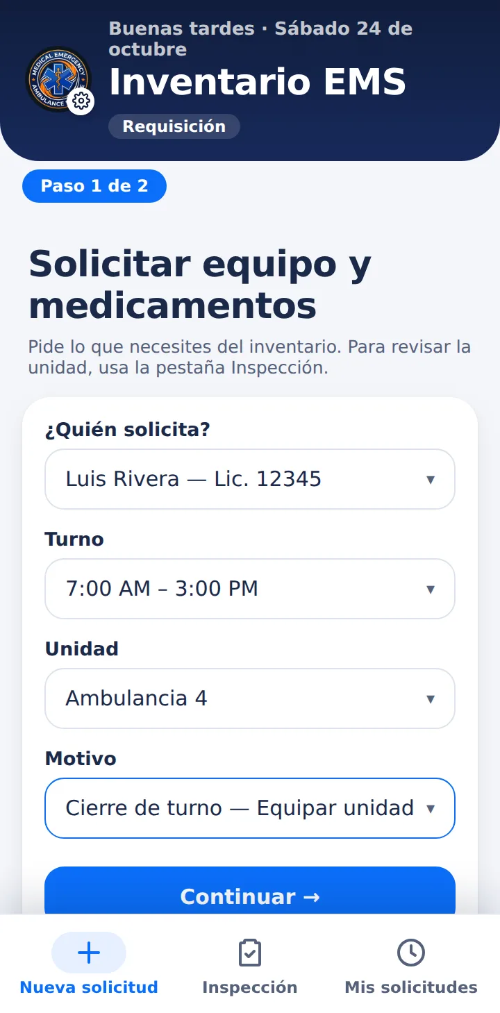 Pantalla Solicitar equipo y medicamentos, donde el paramédico indica quién solicita, el turno, la unidad y el motivo